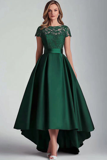 Dentelle de satin vert Une ligne haute basse Mère de la mariée Robe à manches courtes